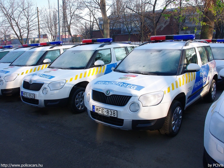 Skoda Yeti, fotó: PChris
Keywords: rendőrség rendőr rendőrautó magyar Magyarország MFE-838 MFE-862 Hungary hungarian police policecar
