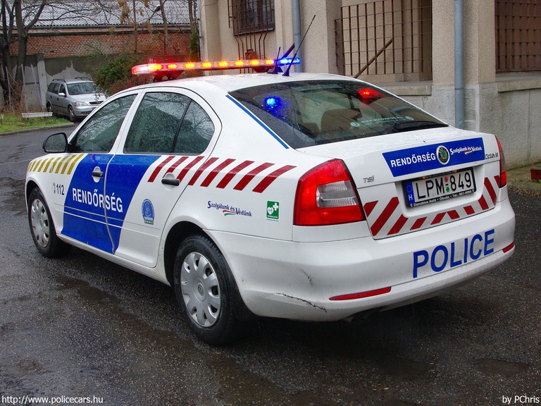 Skoda Octavia II TSi, fotó: PChris
Keywords: rendőr rendőrautó rendőrség magyar Magyarország LPM-849 Hungary hungarian police policecar