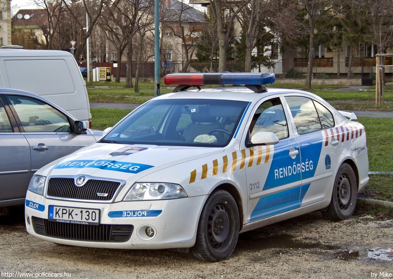Skoda Octavia II RS, fotó: Mike
Keywords: rendőr rendőrautó rendőrség magyar Magyarország KPK-130 Hungary hungarian police policecar