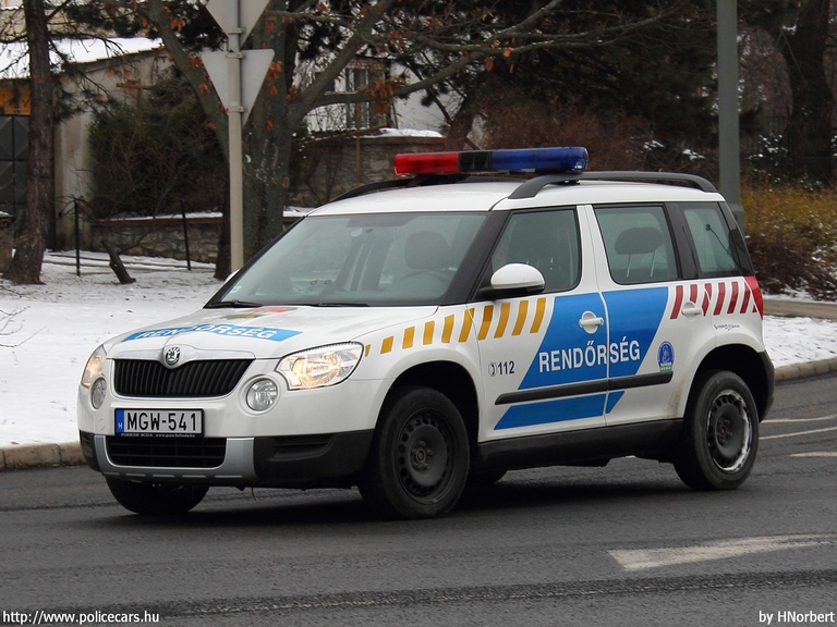 Skoda Yeti, fotó: HNorbert
Keywords: rendőr rendőrautó rendőrség magyar Magyarország MGW-541 Hungary hungarian police policecar