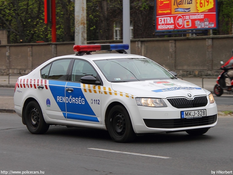 Skoda Octavia III 1.4 TSI, fotó: HNorbert
Keywords: rendőr rendőrautó rendőrség magyar Magyarország MKJ-328 Hungary hungarian police policecar