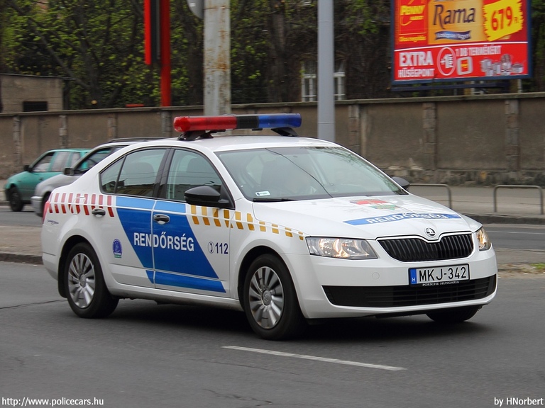 Skoda Octavia III 1.4 TSI, fotó: HNorbert
Keywords: rendőr rendőrautó rendőrség magyar Magyarország MKJ-342 Hungary hungarian police policecar