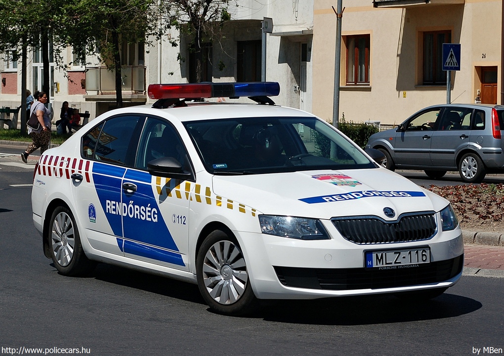 Skoda Octavia III 1.4 TSI, fotó: MBen
Keywords: rendőr rendőrautó rendőrség magyar Magyarország MLZ-116 Hungary hungarian police policecar