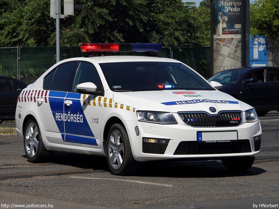 Skoda Octavia III RS, fotó: HNorbert
Keywords: rendőr rendőrautó rendőrség magyar Magyarország Hungary hungarian police policecar