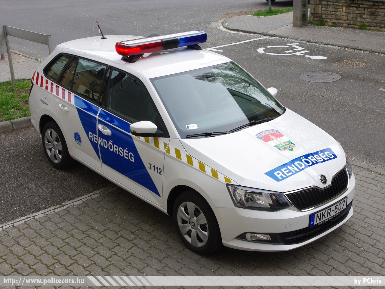Skoda Fabia III Combi, fotó: PChris
Keywords: rendőr rendőrautó rendőrség magyar Magyarország hungarian Hungary police policecar NKR-607