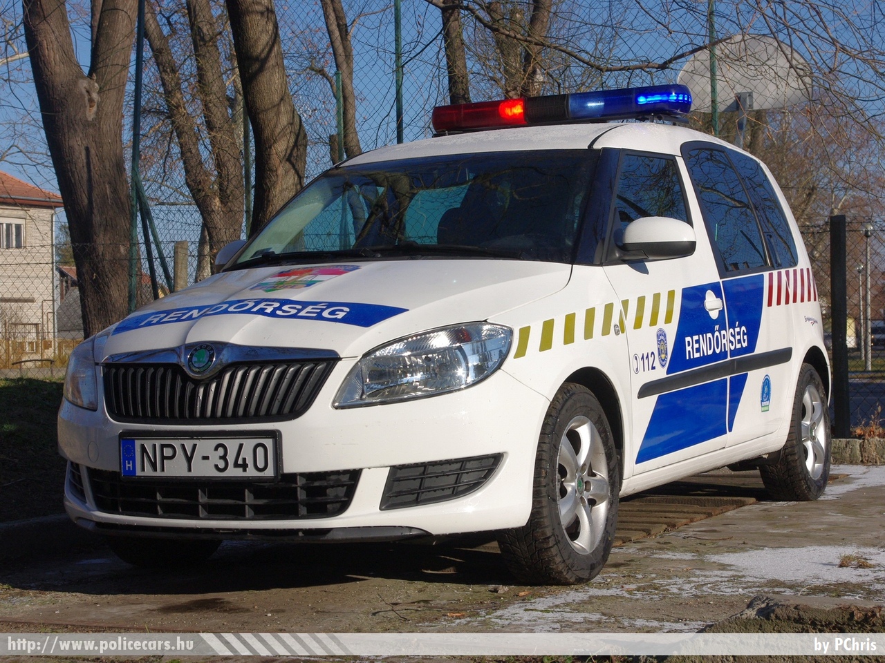 Skoda Roomster, fotó: PChris
Keywords: rendőr rendőrautó rendőrség magyar Magyarország hungarian Hungary police policecar NPY-340