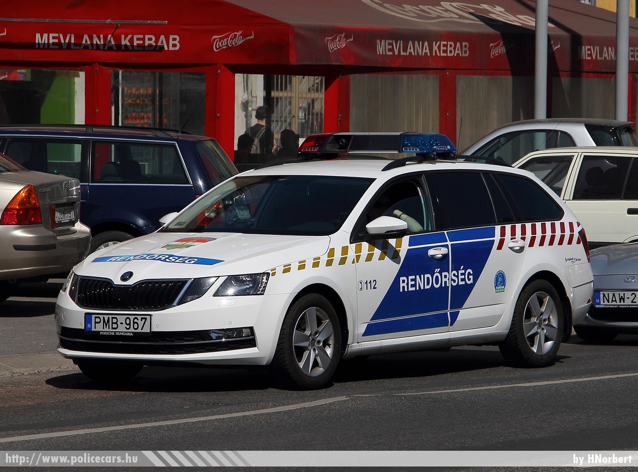 Skoda Octavia III Combi facelift, fotó: HNorbert
Keywords: magyar Magyarország rendőr rendőrautó rendőrség Hungary hungarian police policecar PMB-967