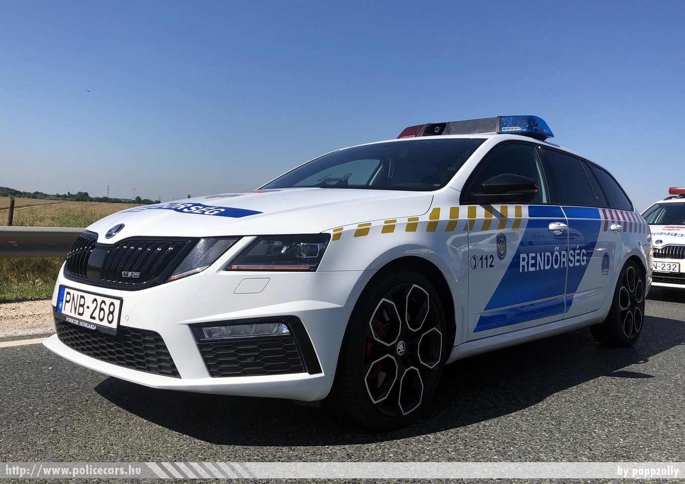 Skoda Octavia III RS Combi facelift, fotó: pappzolly
Keywords: rendőr rendőrautó rendőrség magyar Magyarország hungarian Hungary police policecar PNB-268