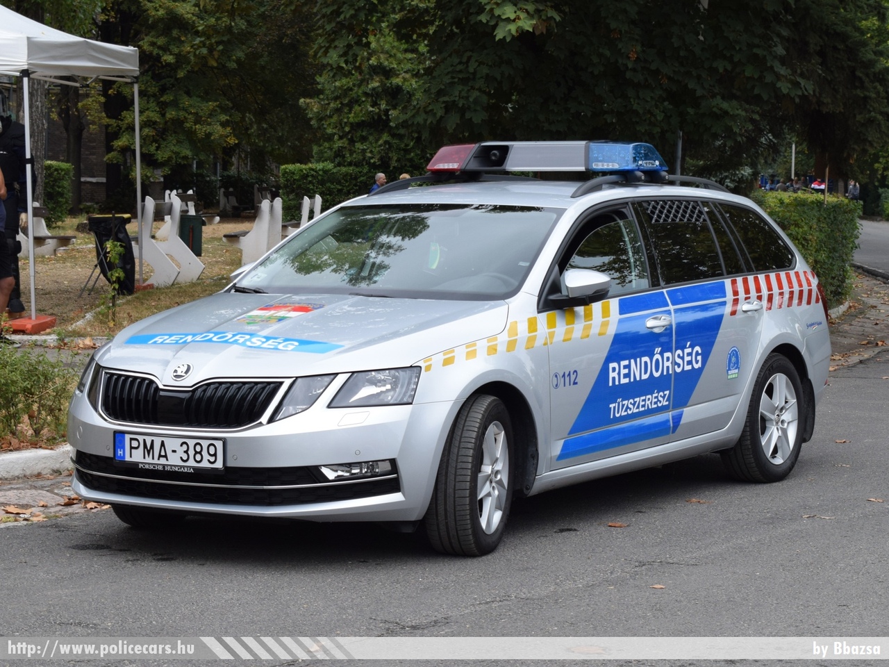 Skoda Octavia III Combi facelift, fotó: Bbazsa
Keywords: rendőr rendőrautó rendőrség magyar Magyarország hungarian Hungary police policecar PMA-839 tûzszerész