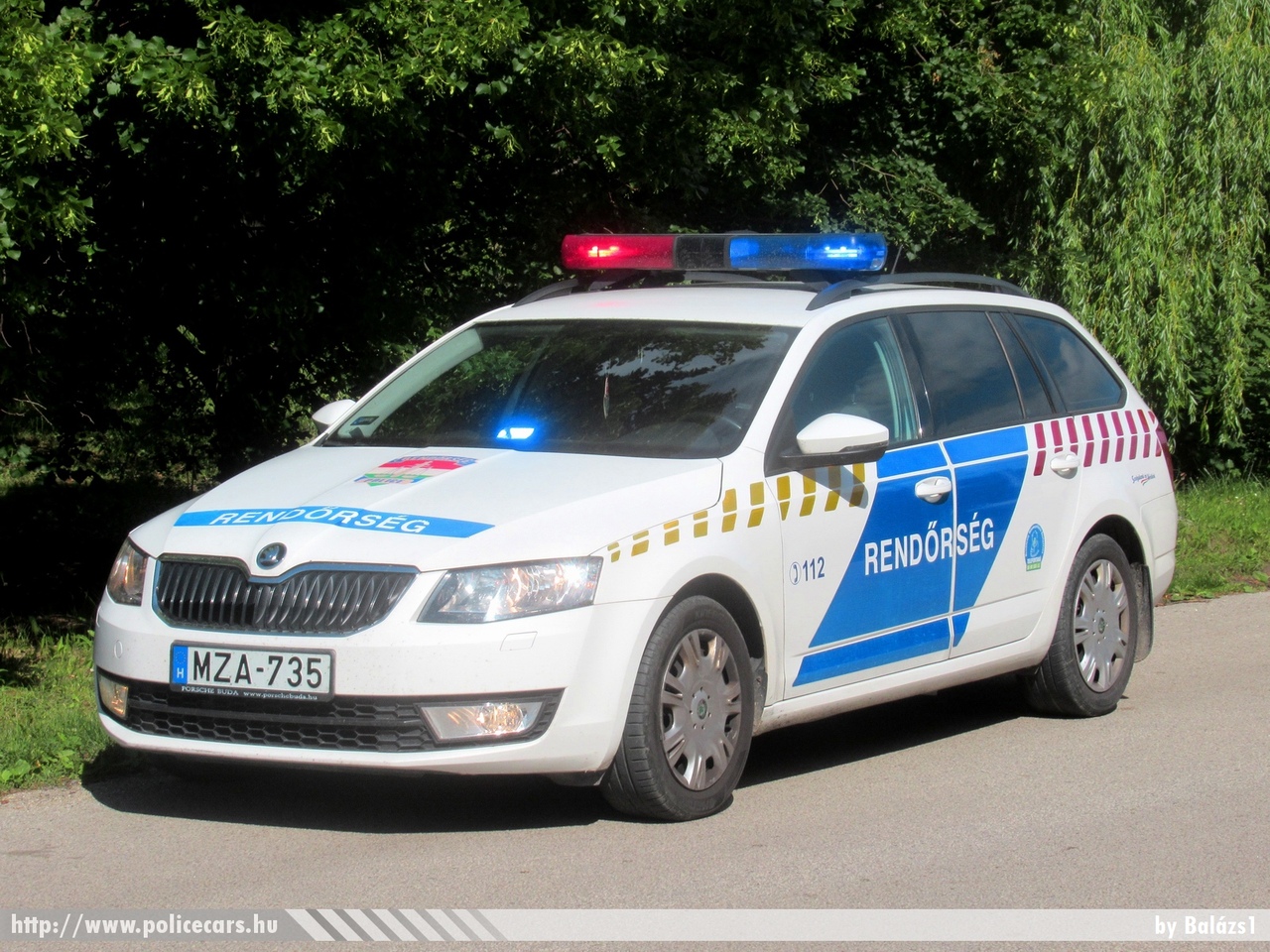 Skoda Octavia III Combi 1.4 TSI, fotó: Balázs1
Keywords: rendőr rendőrautó rendőrség magyar Magyarország hungarian Hungary police policecar MZA-735