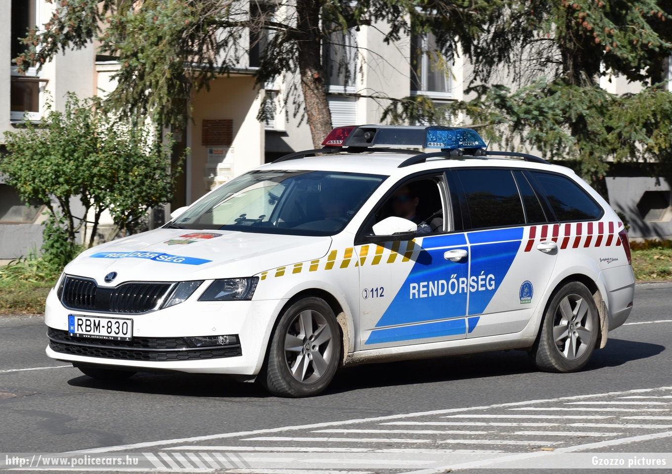 Skoda Octavia III Combi facelift, fotó: Gzozzo pictures
Keywords: rendőr rendőrautó rendőrség magyar Magyarország hungarian Hungary police policecar RBM-830