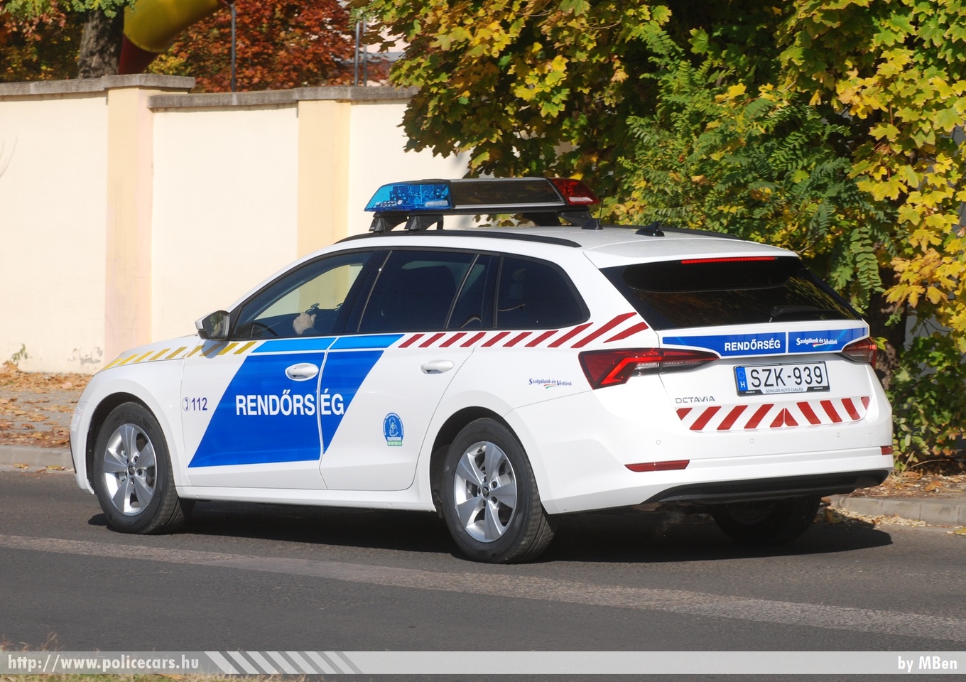 Skoda Octavia IV, fotó: MBen
Keywords: rendőr rendőrautó rendőrség magyar Magyarország hungarian Hungary police policecar SZK-939