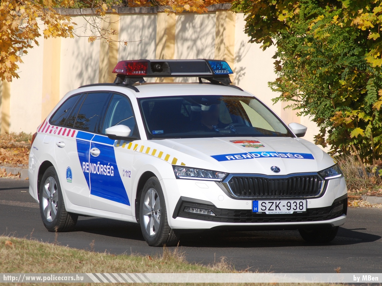 Skoda Octavia IV, fotó: MBen
Keywords: rendőr rendőrautó rendőrség magyar Magyarország hungarian Hungary police policecar SZK-938