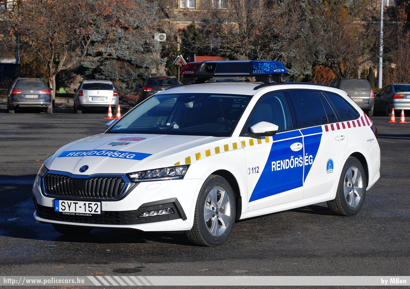 Skoda Octavia IV, fotó: MBen
Keywords: rendőr rendőrautó rendőrség magyar Magyarország hungarian Hungary police policecar SYT-152