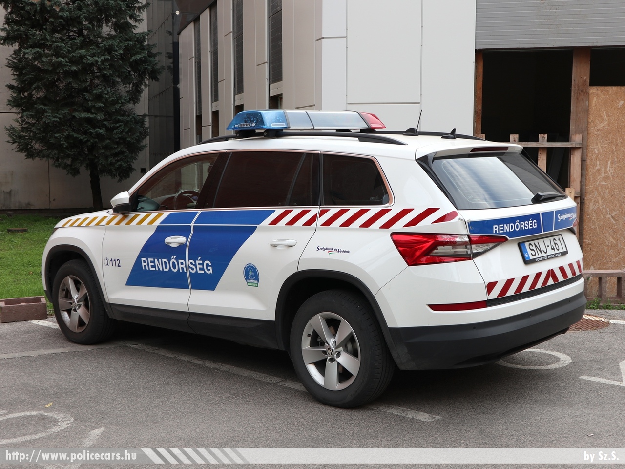 Skoda Kodiaq, fotó: Sz.S.
Keywords: rendőr rendőrautó rendőrség magyar Magyarország hungarian Hungary police policecar SNJ-461
