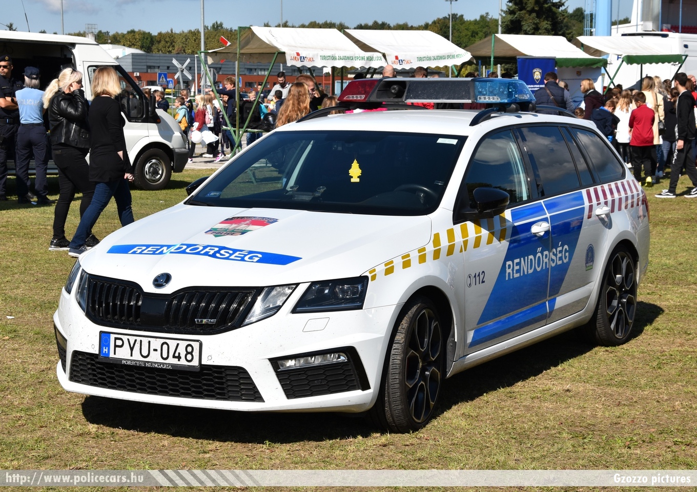 Skoda Octavia III RS Combi facelift, fotó: Gzozzo pictures 
Keywords: rendőr rendőrautó rendőrség magyar Magyarország hungarian Hungary police policecar PYU-048