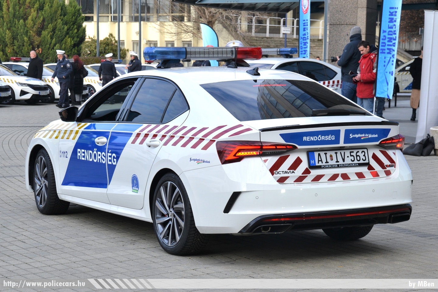 Skoda Octavia IV RS, fotó: MBen
Keywords: rendőr rendőrautó rendőrség magyar Magyarország hungarian Hungary police policecar AIIV-563