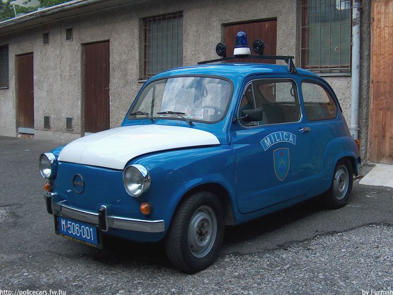 Zastava, fotó: Furman
Keywords: szlovén Szlovénia rendőrautó rendőrség rendőr police policecar Slovenia slovenian