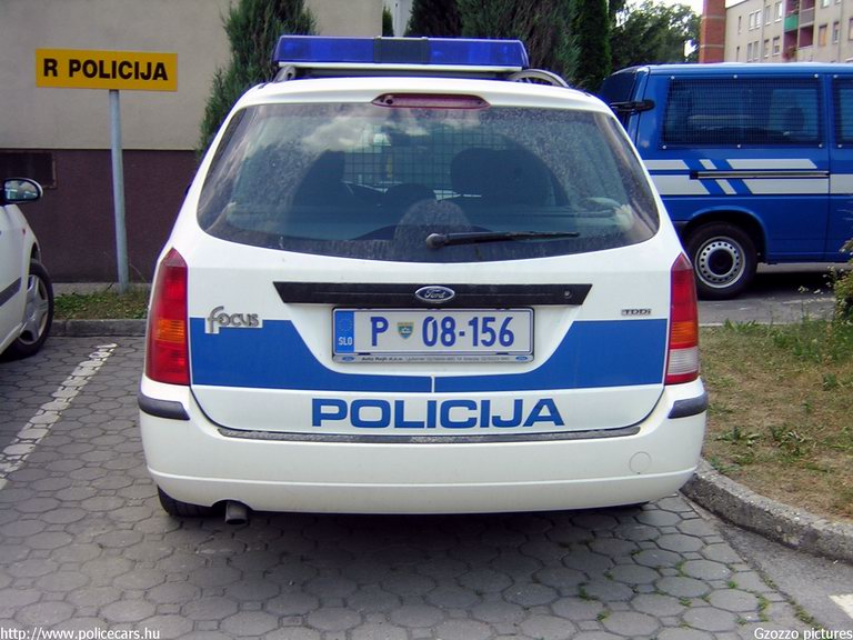 Ford Focus, fotó: Gzozzo pictures
Keywords: szlovén Szlovénia rendőrautó rendőrség rendőr police policecar Slovenia slovenian