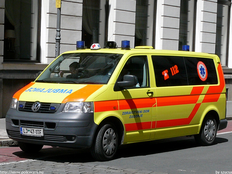 Volkswagen Transporter T5, fotó: szucsa
Keywords: szlovén Szlovénia mentőautó mentő slovenian Slovenia ambulance