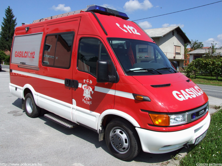 Iveco, Pacinje, fotó: Gzozzo pictures
Keywords: szlovén Szlovénia tûzoltóautó tûzoltóság tûzoltó slovenian Slovenia fire firetruck