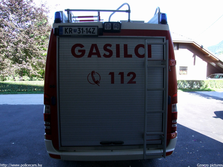 Mercedes Sprinter II, Zabreznica, fotó: Gzozzo pictures
Keywords: szlovén Szlovénia tûzoltóautó tûzoltóság tûzoltó slovenian Slovenia fire firetruck