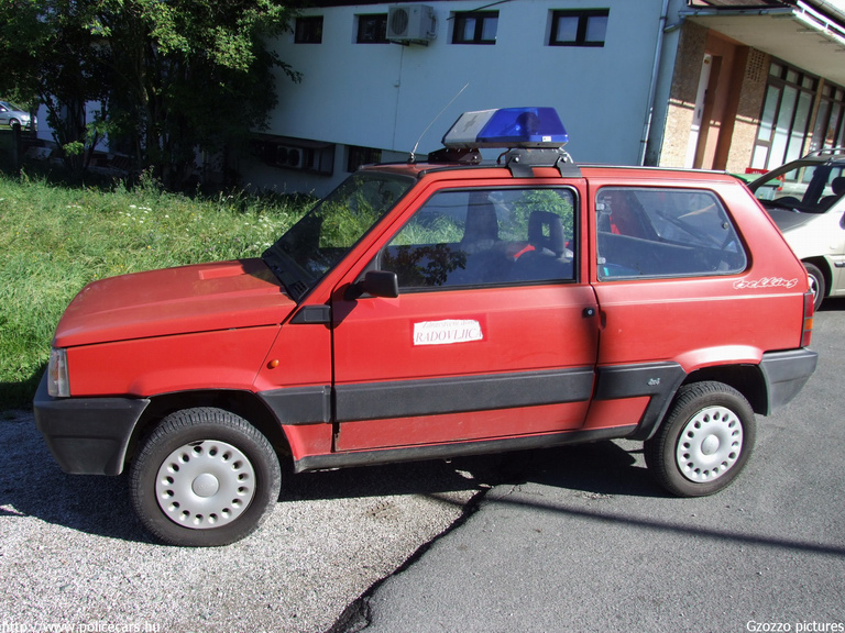 Fiat Panda, fotó: Gzozzo pictures
Keywords: szlovén Szlovénia mentőautó mentő slovenian Slovenia ambulance