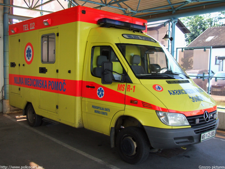 Mercedes Sprinter, fotó: Gzozzo pictures
Keywords: szlovén Szlovénia mentőautó mentő slovenian Slovenia ambulance