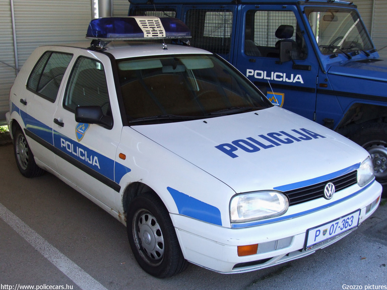 Volkswagen Golf III, fotó: Gzozzo pictures
Keywords: szlovén Szlovénia rendőrautó rendőrség rendőr police policecar Slovenia slovenian