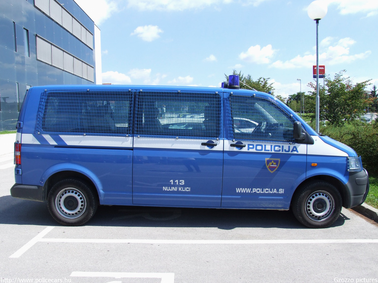 Volkswagen Transporter T5, fotó: Gzozzo pictures
Keywords: szlovén Szlovénia rendőrautó rendőrség rendőr police policecar Slovenia slovenian