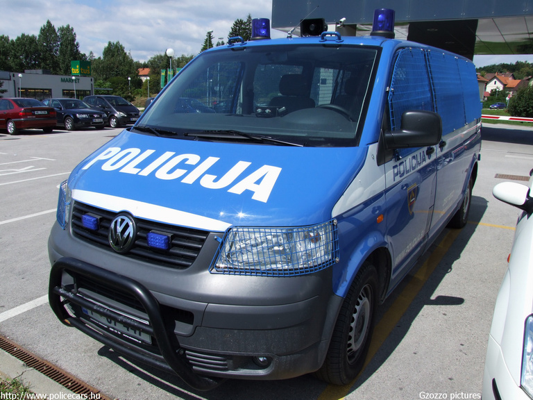 Volkswagen Transporter T5, fotó: Gzozzo pictures
Keywords: szlovén Szlovénia rendőrautó rendőrség rendőr police policecar Slovenia slovenian