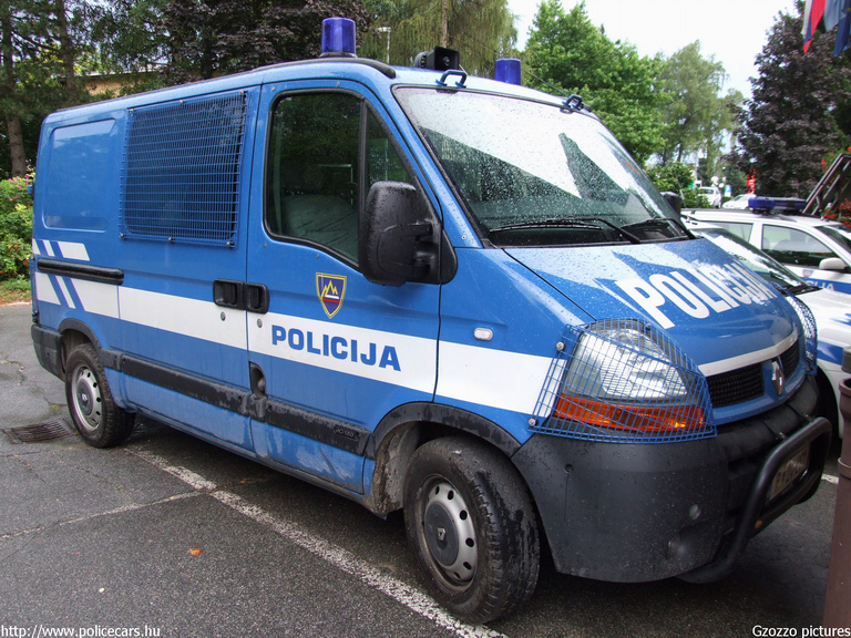 Renault Master, fotó: Gzozzo pictures
Keywords: szlovén Szlovénia rendőrautó rendőrség rendőr police policecar Slovenia slovenian