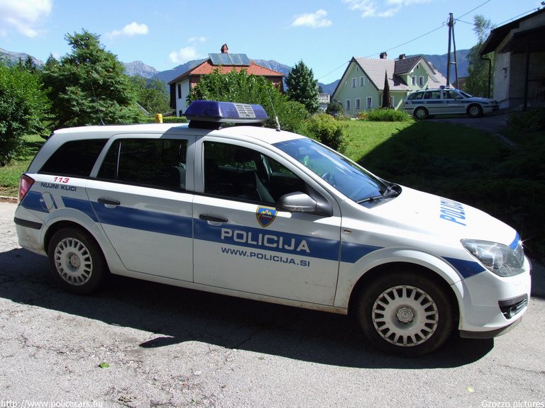 Opel Astra H, fotó: Gzozzo pictures
Keywords: szlovén Szlovénia rendőrautó rendőrség rendőr police policecar Slovenia slovenian