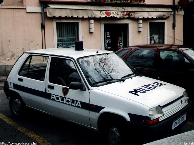 Renault 5, fotó: Pali
Keywords: szlovén Szlovénia rendőrautó rendőrség rendőr police policecar Slovenia slovenian