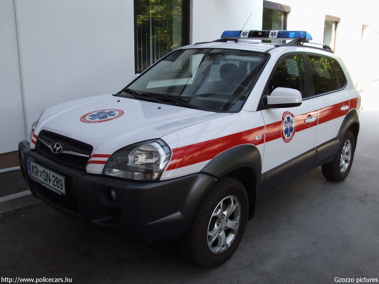 Hyundai Tucson, fotó: Gzozzo pictures
Keywords: szlovén Szlovénia mentőautó mentő slovenian Slovenia ambulance