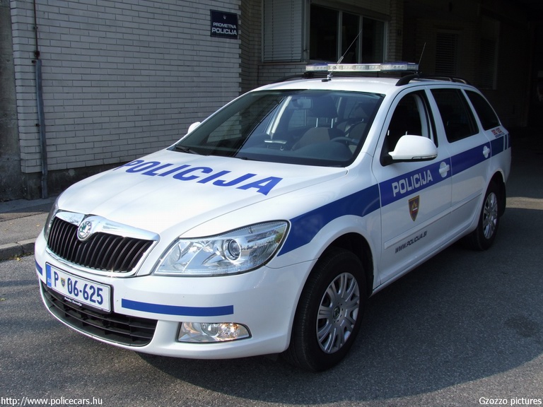 Skoda Octavia II, fotó: Gzozzo pictures
Keywords: szlovén Szlovénia rendőrautó rendőrség rendőr police policecar Slovenia slovenian