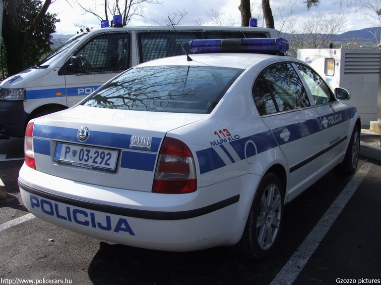 Skoda Superb, fotó: Gzozzo pictures
Keywords: szlovén Szlovénia rendőrautó rendőrség rendőr police policecar Slovenia slovenian