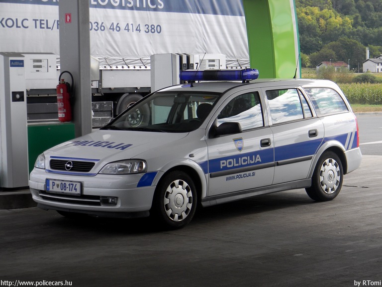 Opel Astra G, fotó: RTomi
Keywords: szlovén Szlovénia rendőr rendőrautó rendőrség police policecar Slovenia slovenian