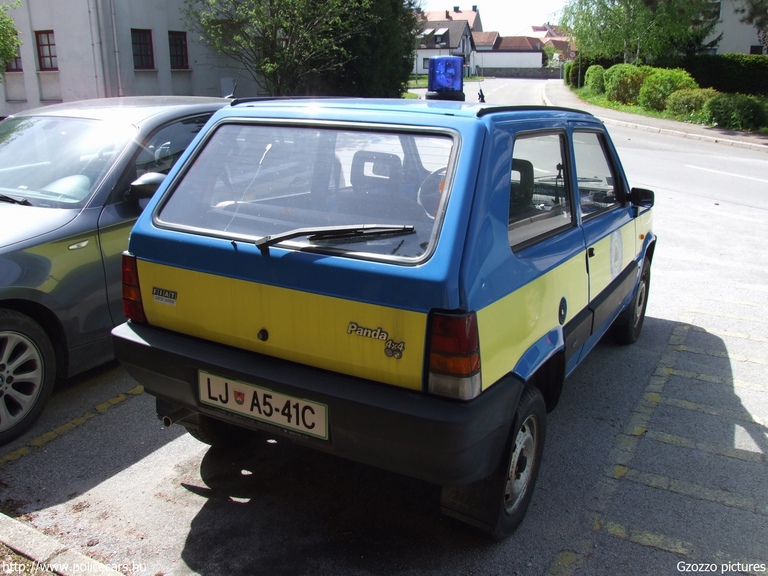 Fiat Panda, fotó: Gzozzo pictures
Keywords: szlovén Szlovénia polgári védelem LJA5-41C slovenian Slovenia
