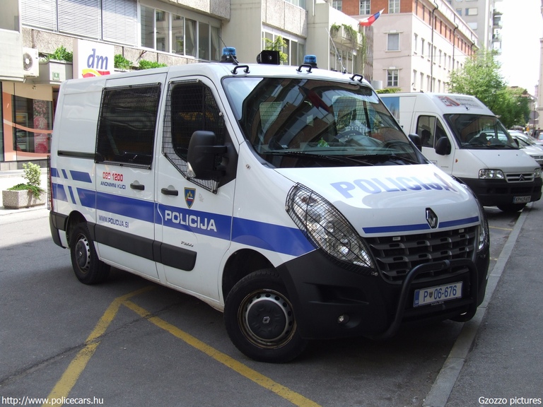 Renault Master, fotó: Gzozzo pictures
Keywords: szlovén Szlovénia rendőr rendőrautó rendőrség P06-676 police policecar Slovenia slovenian