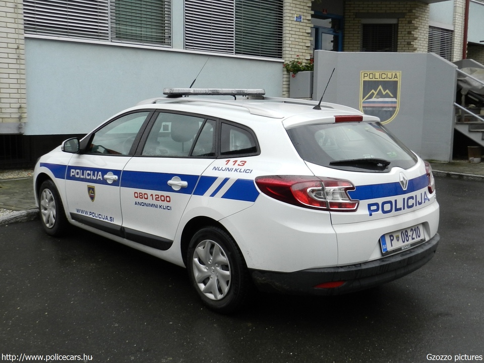 Renault Megane Grandtour, fotó: Gzozzo pictures
Keywords: szlovén Szlovénia rendőr rendőrautó rendőrség police policecar Slovenia slovenian
