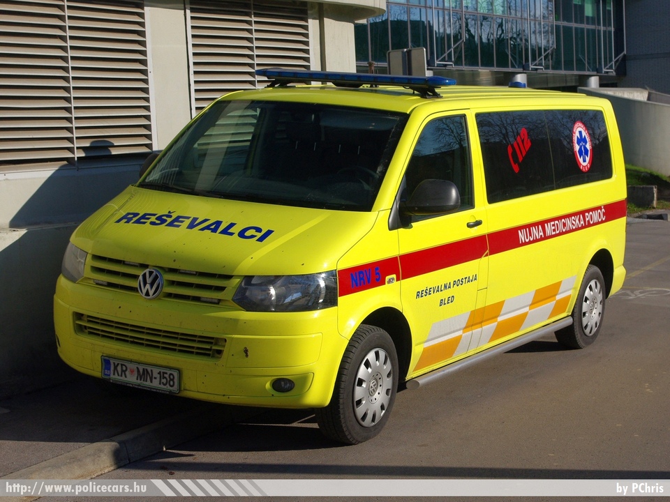 Volkswagen Transporter T5 facelift, Bled, fotó: PChris
Keywords: mentő mentőautó szlovén Szlovénia ambulance Slovenia slovenian