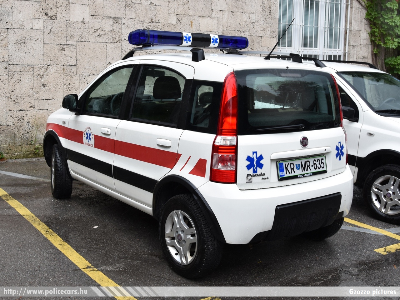 Fiat Panda, Jesenice, fotó: Gzozzo pictures
Keywords: szlovén Szlovénia mentő mentőautó Slovenia slovenian ambulance