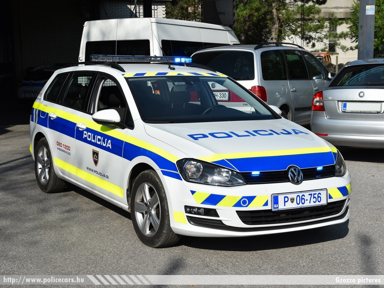 Volkswagen Golf VII Variant, fotó: Gzozzo pictures
Keywords: szlovén Szlovénia rendőr rendőrautó rendőrség police policecar Slovenia slovenian