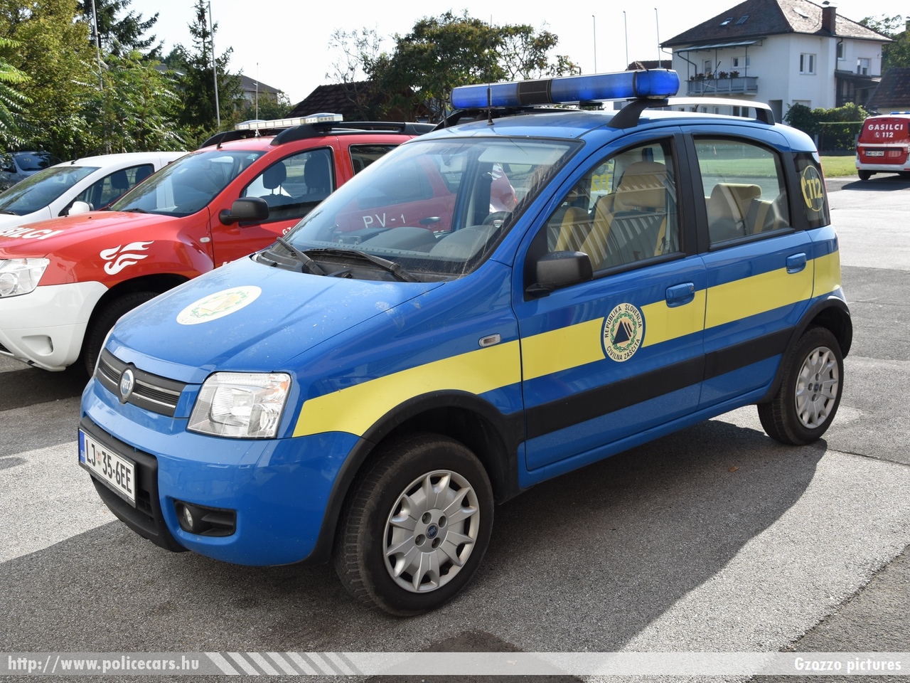 Fiat Panda, fotó: Gzozzo pictures
Keywords: szlovén Szlovénia polgári védelem slovenian Slovenia
