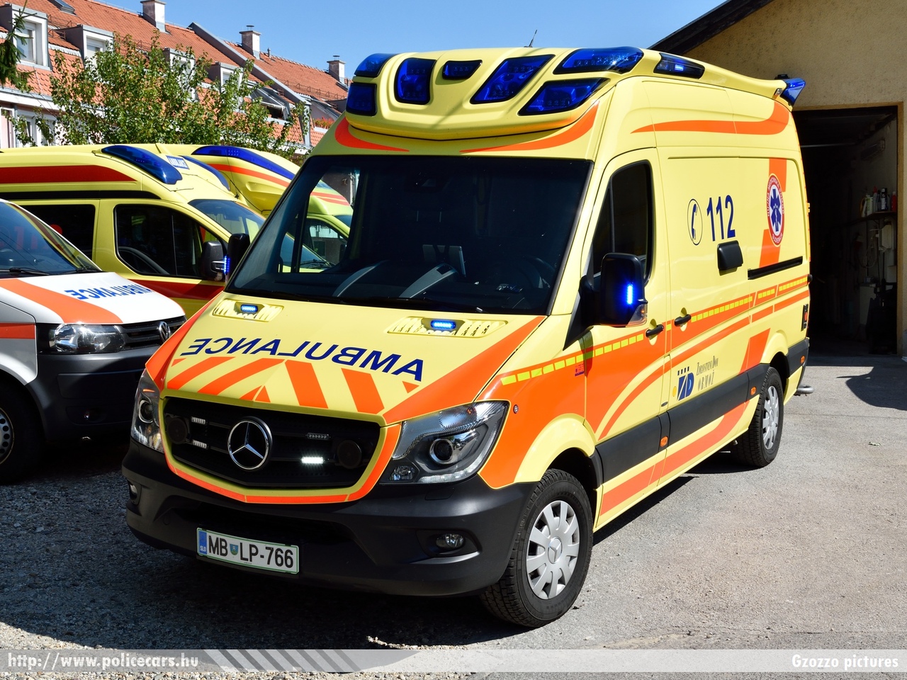 Mercedes Sprinter II facelift, Ormoz, fotó: Gzozzo pictures
Keywords: szlovén Szlovénia mentő mentőautó Slovenia slovenian ambulance