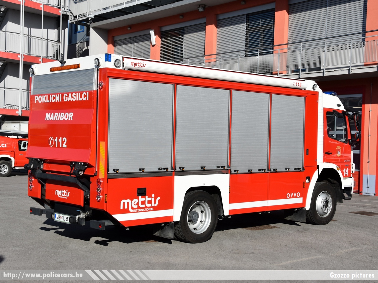 Mercedes Benz Atego 1629 Mettis, Maribor, fotó: Gzozzo pictures
Keywords: szlovén Szlovénia tûzoltóautó tûzoltóság tûzoltó slovenian Slovenia fire firetruck
