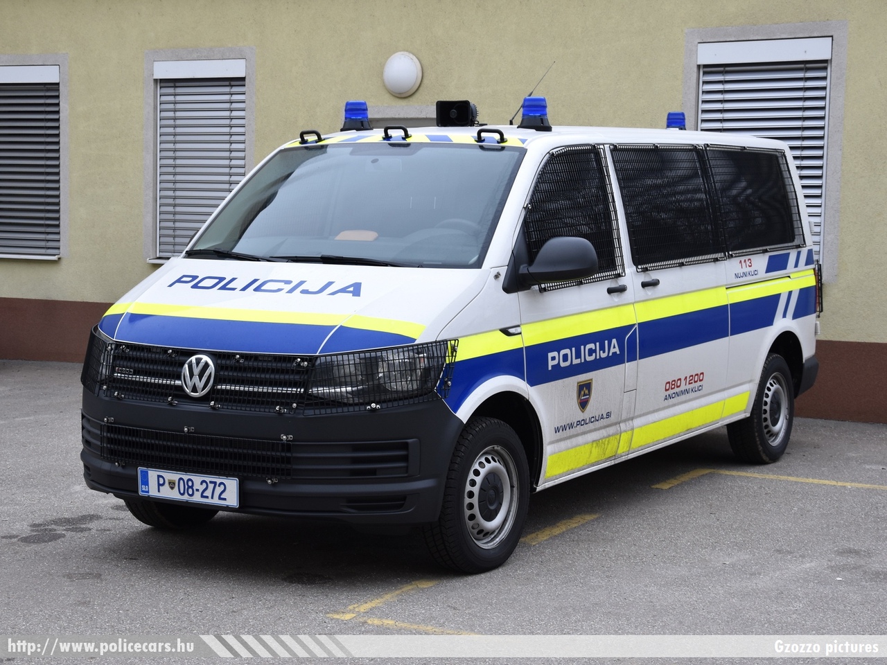 Volkswagen Transporter T6, fotó: Gzozzo pictures
Keywords: szlovén Szlovénia rendőr rendőrautó rendőrség police policecar Slovenia slovenian
