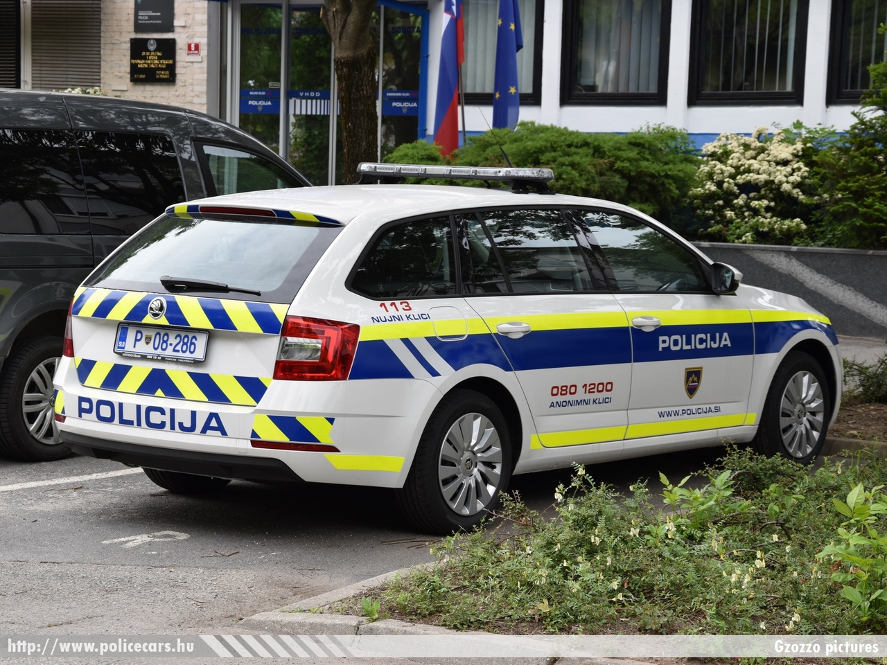 Skoda Octavia III facelift, fotó: Gzozzo pictures
Keywords: szlovén Szlovénia rendőr rendőrautó rendőrség police policecar Slovenia slovenian