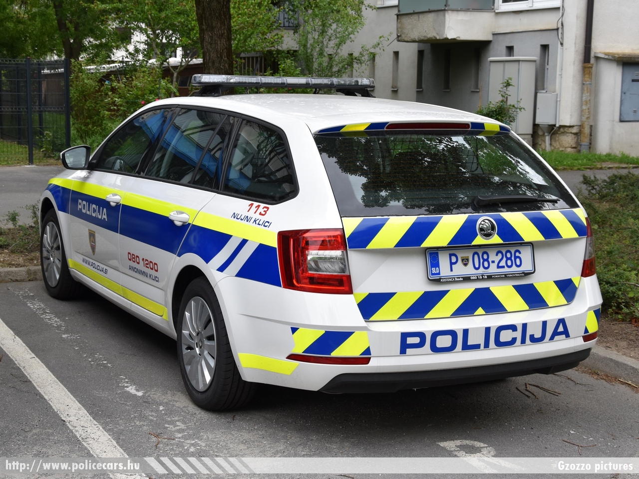 Skoda Octavia III facelift, fotó: Gzozzo pictures
Keywords: szlovén Szlovénia rendőr rendőrautó rendőrség police policecar Slovenia slovenian